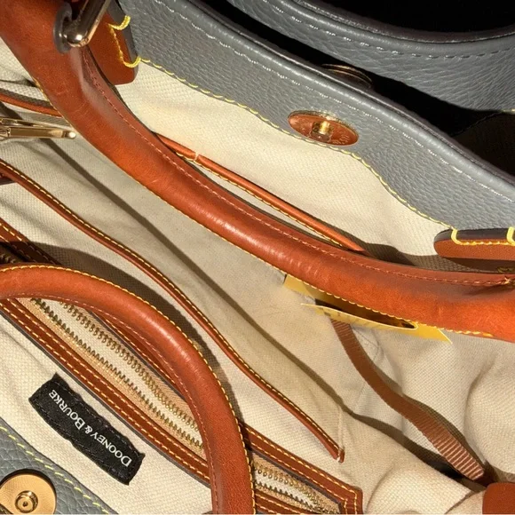 Dooney & Bourk gray bag in excellent condition - Picture 2 of 7